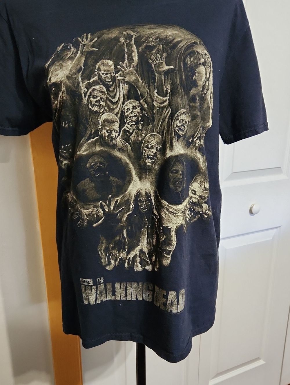 The Walking Dead Black Graphic short sleeve tee